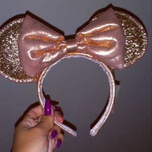 Disney Rose Gold Minnie Mouse Headband